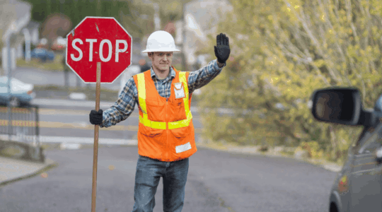 construction-worker-stopping-traffic